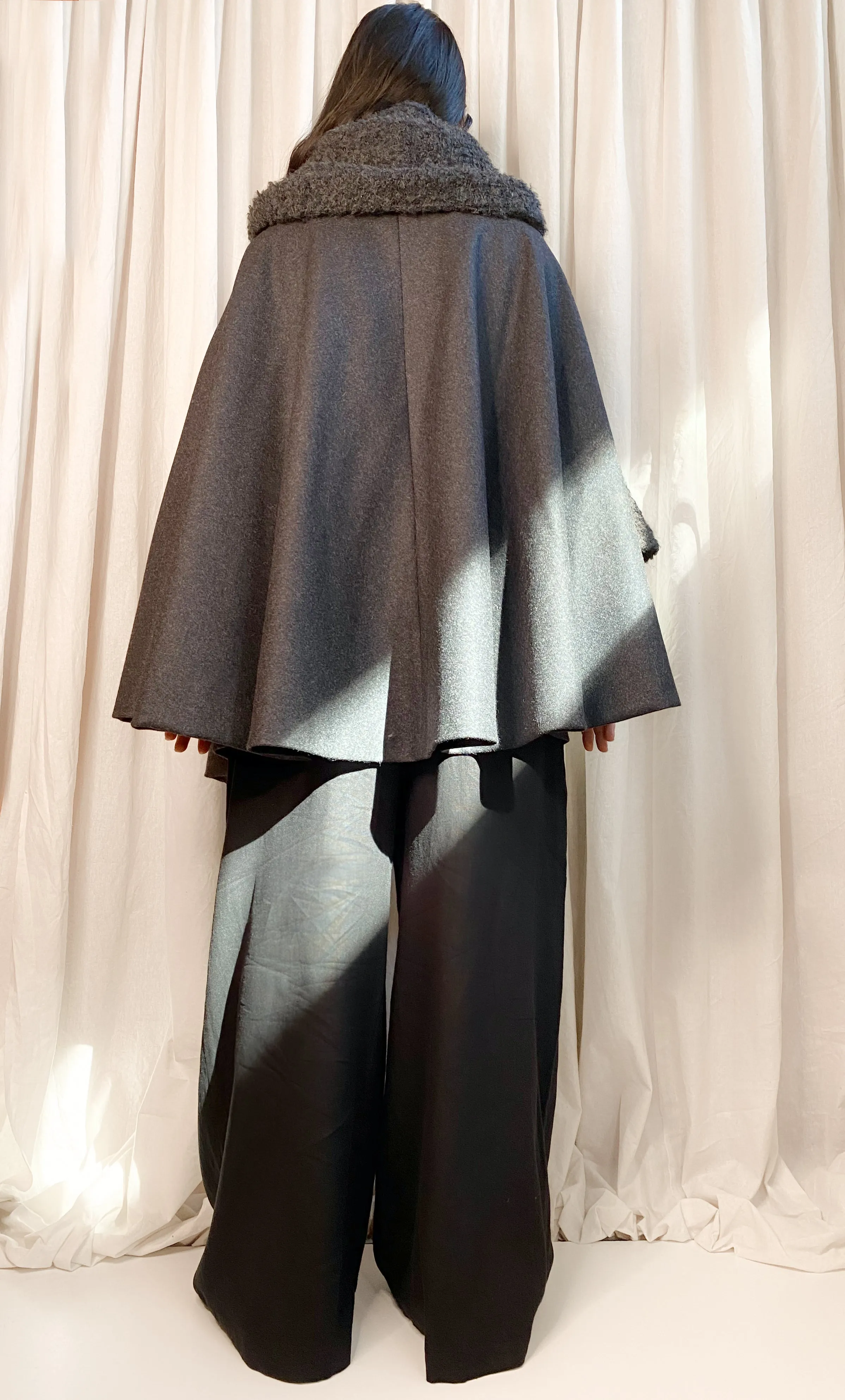 • PRE-LOVED • CRYOSPHERE COAT [ Grey, Charcoal, Wool Blend, Cape ]