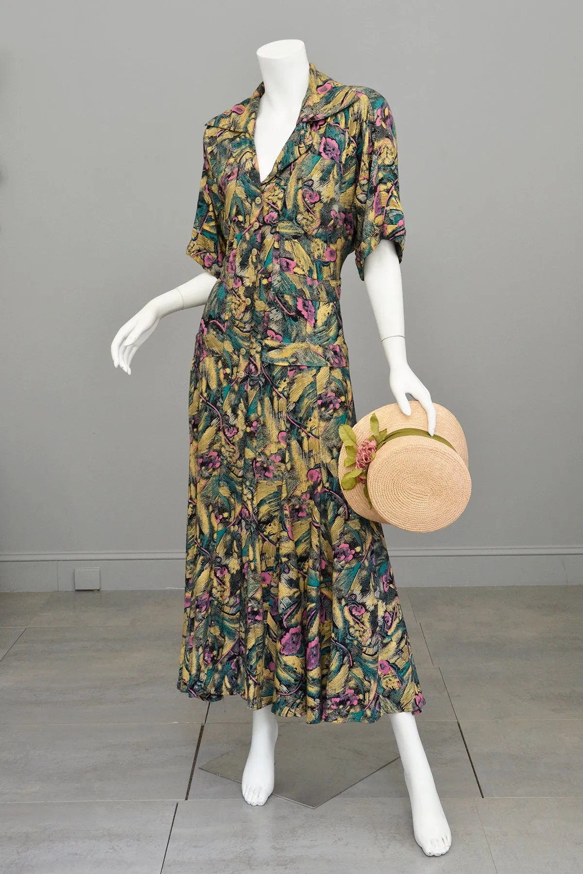 1970s Retro Floral Sketch Art Full Sweep Maxi Dress