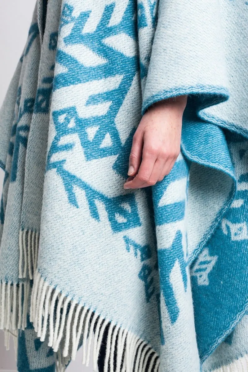 Alrún wool cape - Turquoise Teal Love