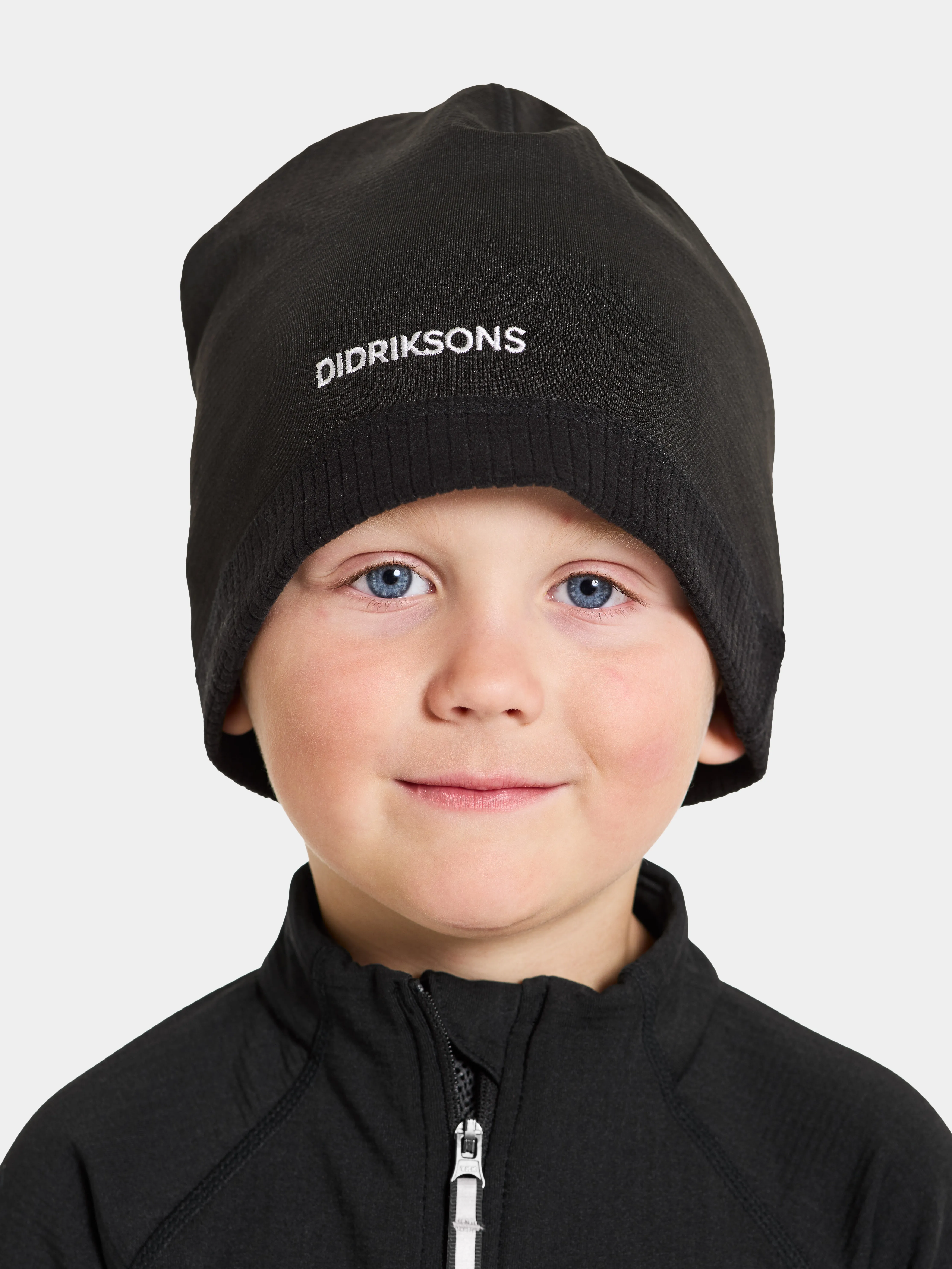 Didriksons Kids&#x27; Jadis Beanie Black | Buy Didriksons Kids&#x27; Jadis Beanie Black here | Outnorth