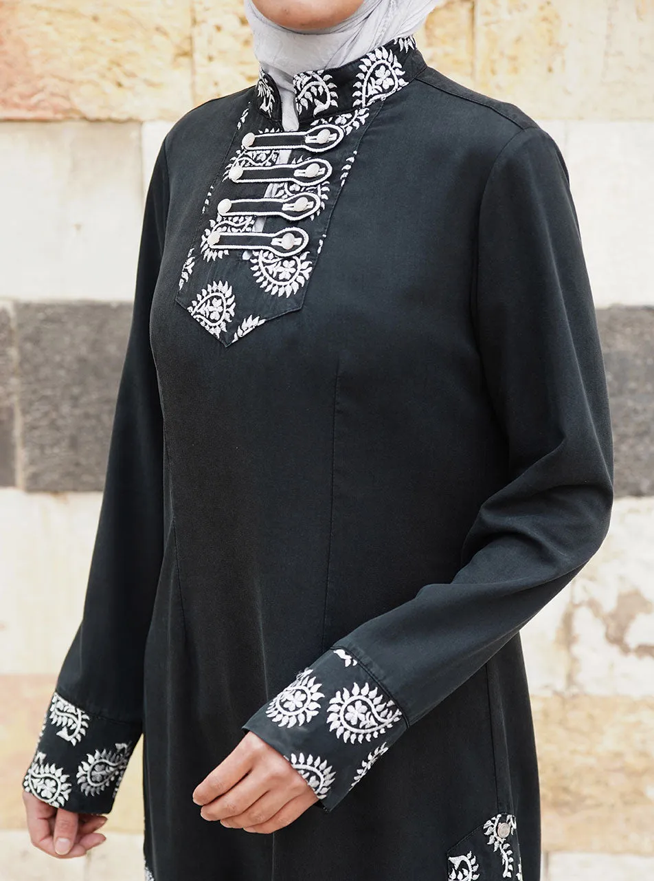 Nadirah Embroidered Tunic