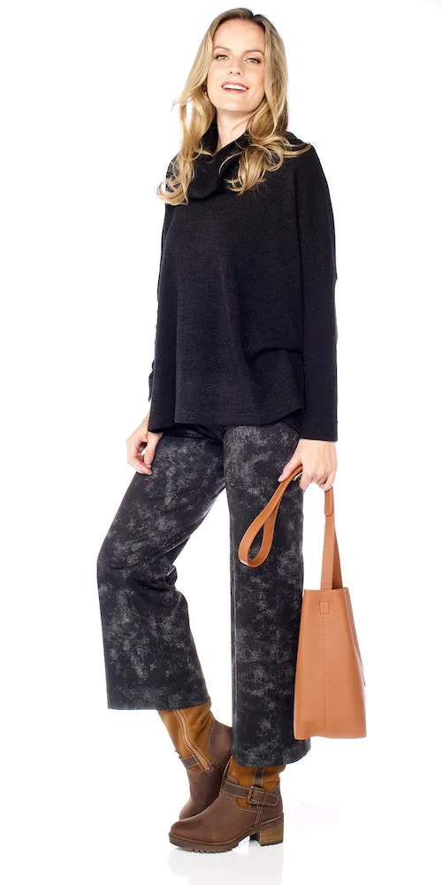 Neutra Sweater, black