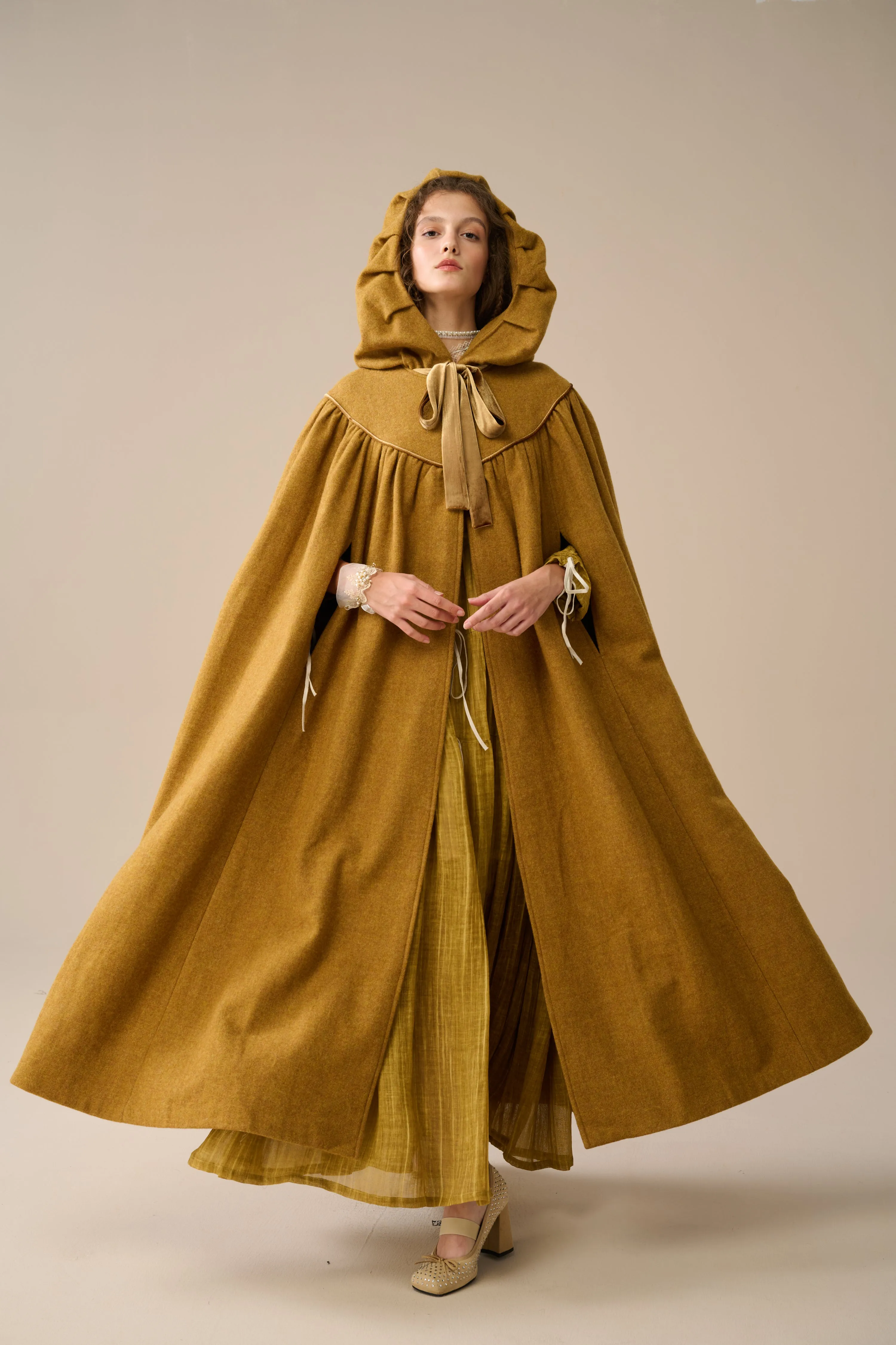 Perfumer 33 | hooded wool cloak