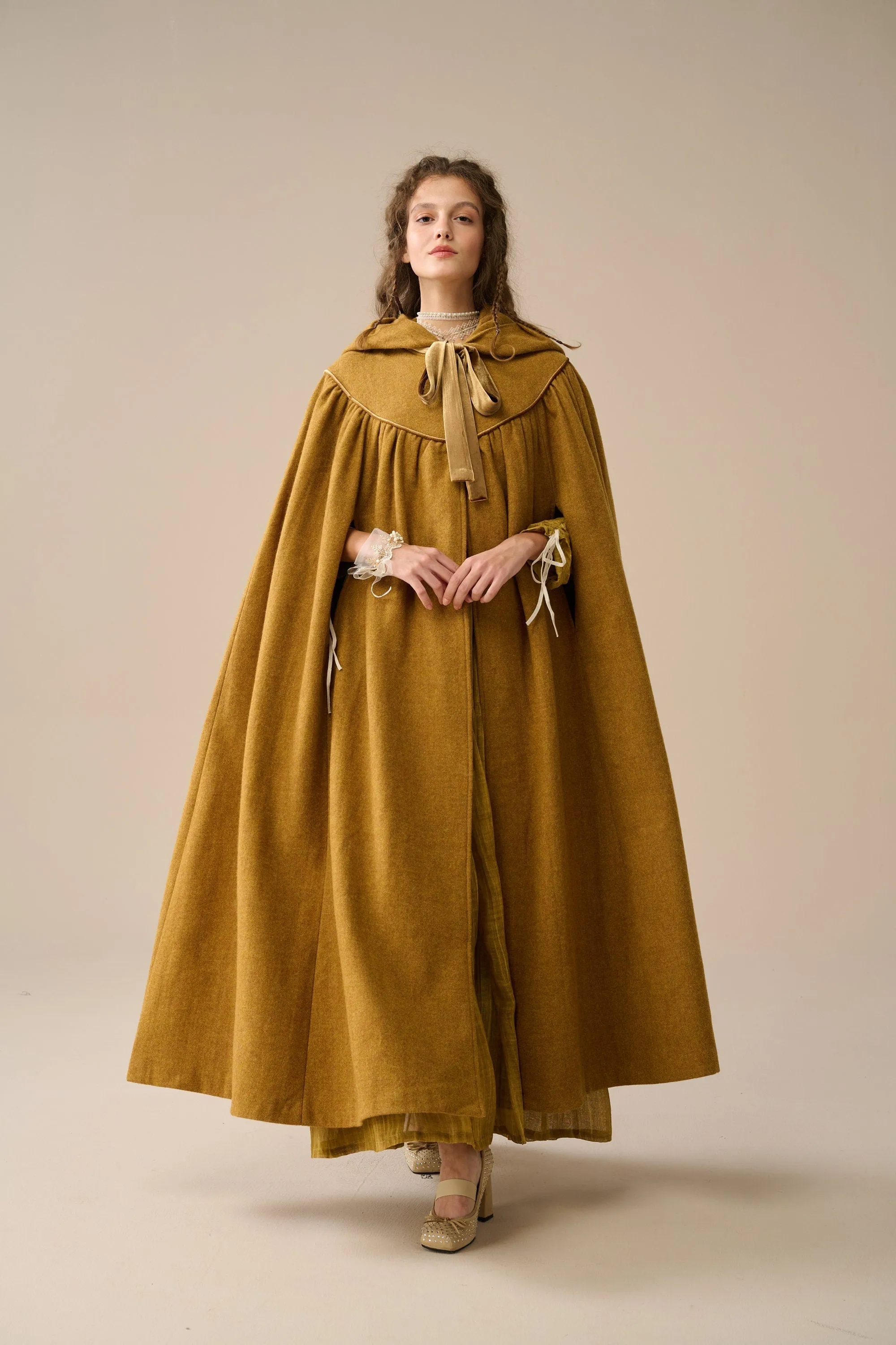 Perfumer 33 | hooded wool cloak