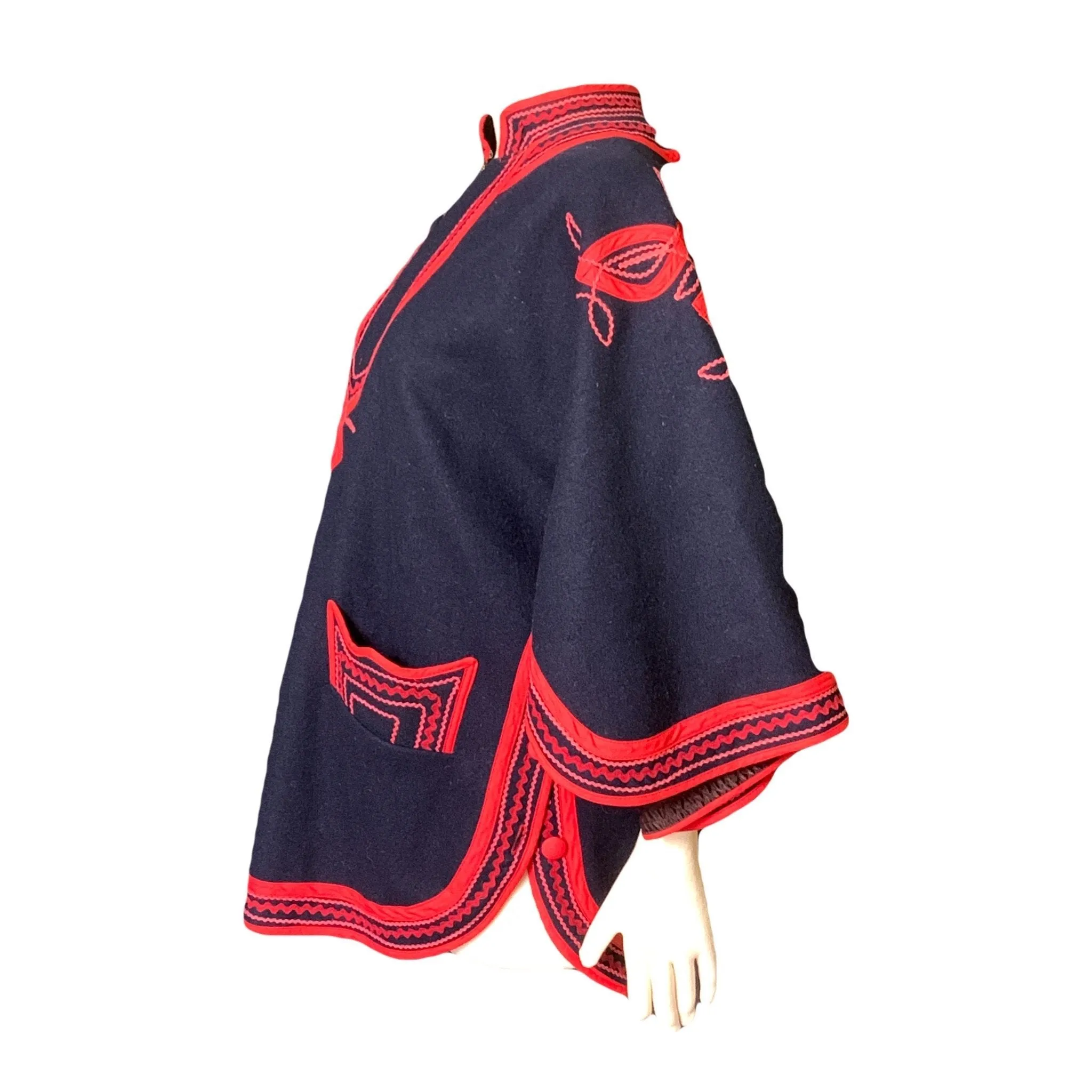 Vintage Blue Poncho Cape in Wool with a Red Accent from Guatemala. 1960s Stylish Sustainable.