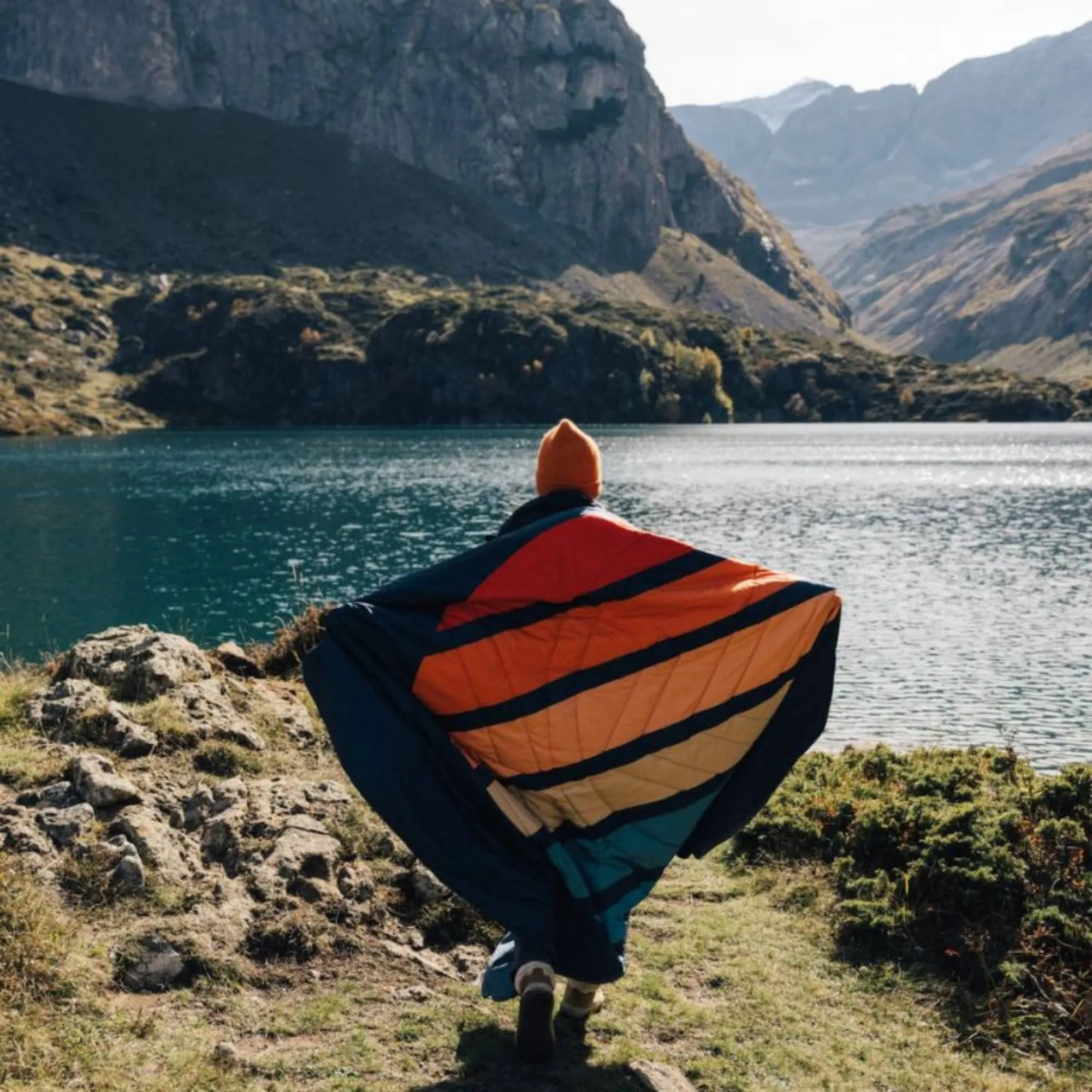 VOITED Recycled Ripstop Outdoor Camping Blanket - Sunset Stripes