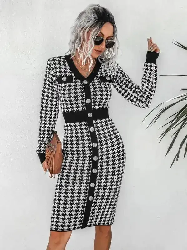 Women’s Button Up Bodycon Retro Checkered Knit Maxi Dress With Long Sleeves